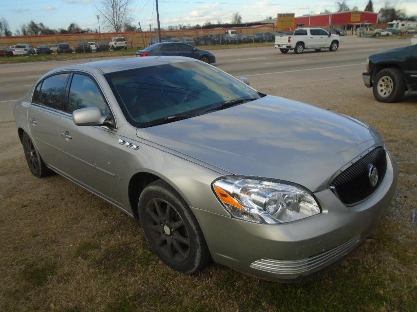 2006 GRAY BUICK LUCERNE CXL V6 (1G4HD572X6U) with an 3.8L V6 OHV 12V engine, AUTOMATIC transmission, located at 2303 West Mt. Houston, Houston, 77038, (281) 507-3956, 29.771597, -95.339569 - Photo#6