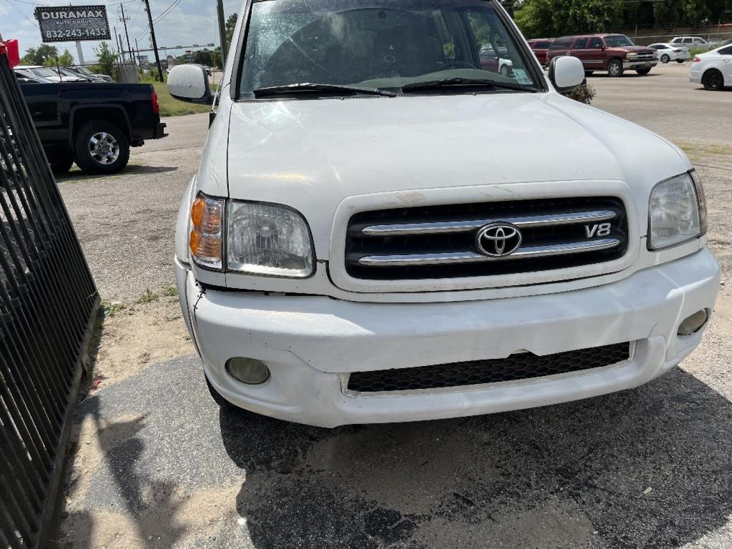 2004 WHITE TOYOTA SEQUOIA Limited 2WD (5TDZT38A24S) with an 4.7L V8 DOHC 32V engine, AUTOMATIC transmission, located at 2303 West Mt. Houston, Houston, 77038, (281) 507-3956, 29.771597, -95.339569 - Photo#0