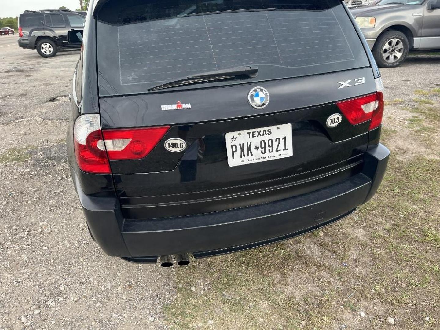 2005 BLACK BMW X3 3.0i (WBXPA93495W) with an 3.0L L6 DOHC 24V engine, AUTOMATIC transmission, located at 2303 West Mt. Houston, Houston, 77038, (281) 507-3956, 29.771597, -95.339569 - Photo#5