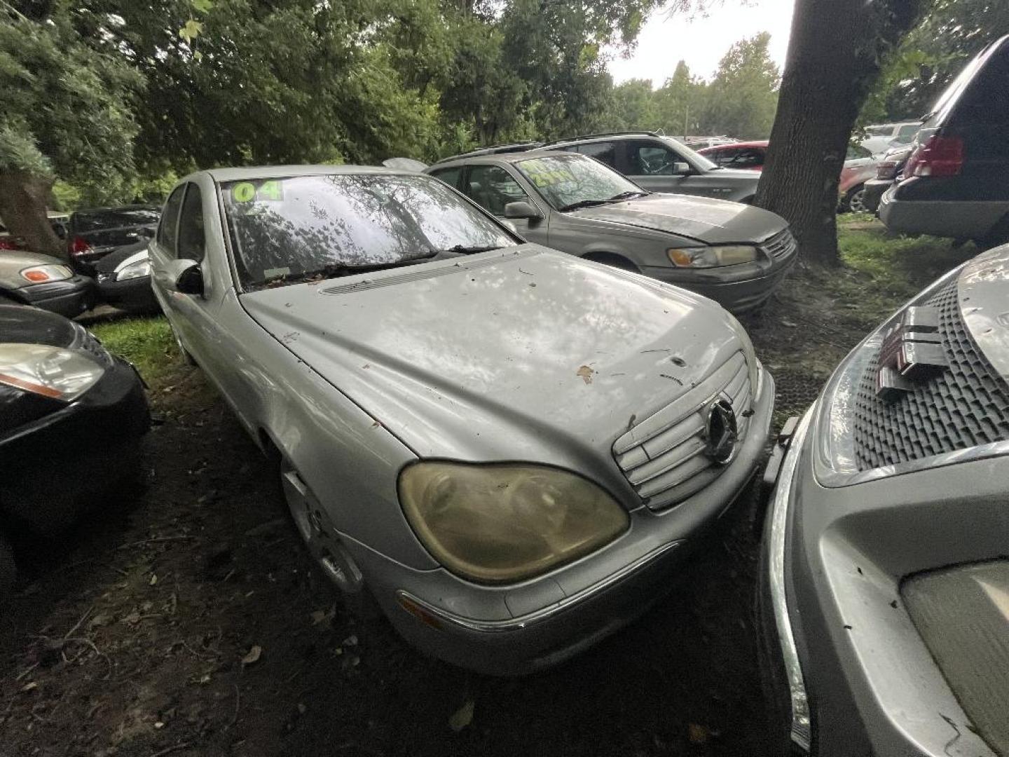 2004 GRAY MERCEDES-BENZ S-CLASS S500 (WDBNG75JX4A) with an 5.0L V8 SOHC 24V engine, AUTOMATIC transmission, located at 2303 West Mt. Houston, Houston, 77038, (281) 507-3956, 29.771597, -95.339569 - Photo#6