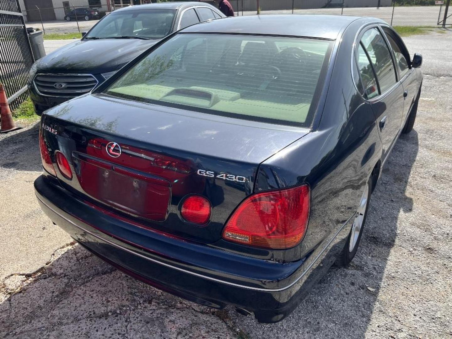 2001 BLUE LEXUS GS GS 430 (JT8BL69S510) with an 4.3L V8 DOHC 32V engine, AUTOMATIC transmission, located at 2303 West Mt. Houston, Houston, Texas, 77038, (281) 507-3956, 29.771597, -95.339569 - Photo#8