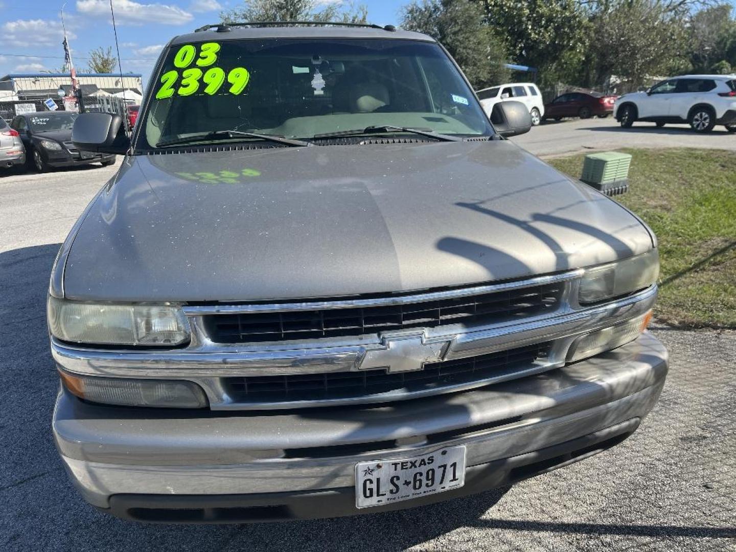 2003 BROWN CHEVROLET TAHOE 2WD (1GNEC13Z43R) with an 5.3L V8 OHV 16V FFV engine, AUTOMATIC transmission, located at 2303 West Mt. Houston, Houston, Texas, 77038, (281) 507-3956, 29.771597, -95.339569 - Photo#1