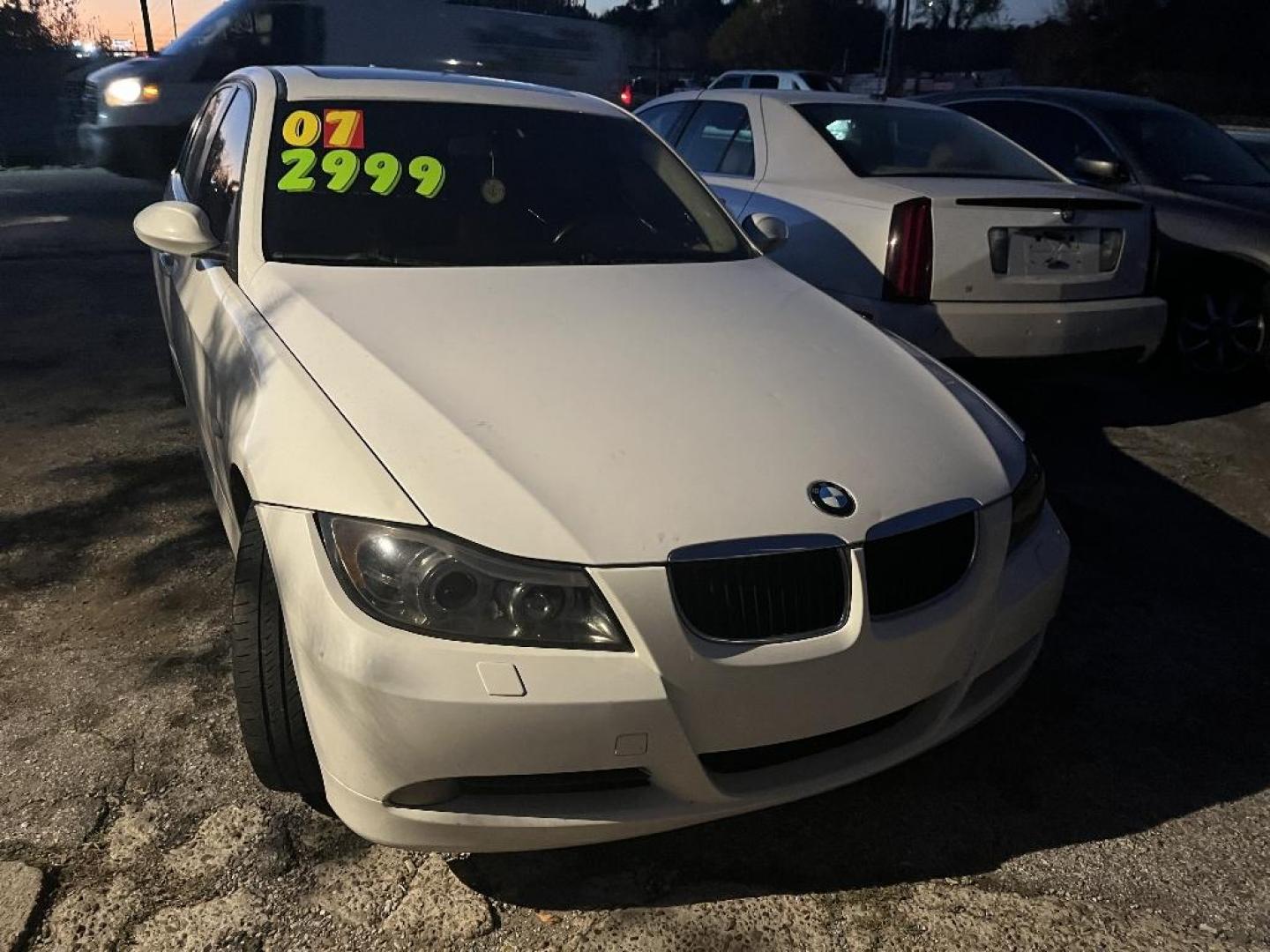 2007 WHITE BMW 3-SERIES 328xi (WBAVC73577K) with an 3.0L L6 DOHC 24V engine, AUTOMATIC transmission, located at 2303 West Mt. Houston, Houston, Texas, 77038, (281) 507-3956, 29.771597, -95.339569 - Photo#0