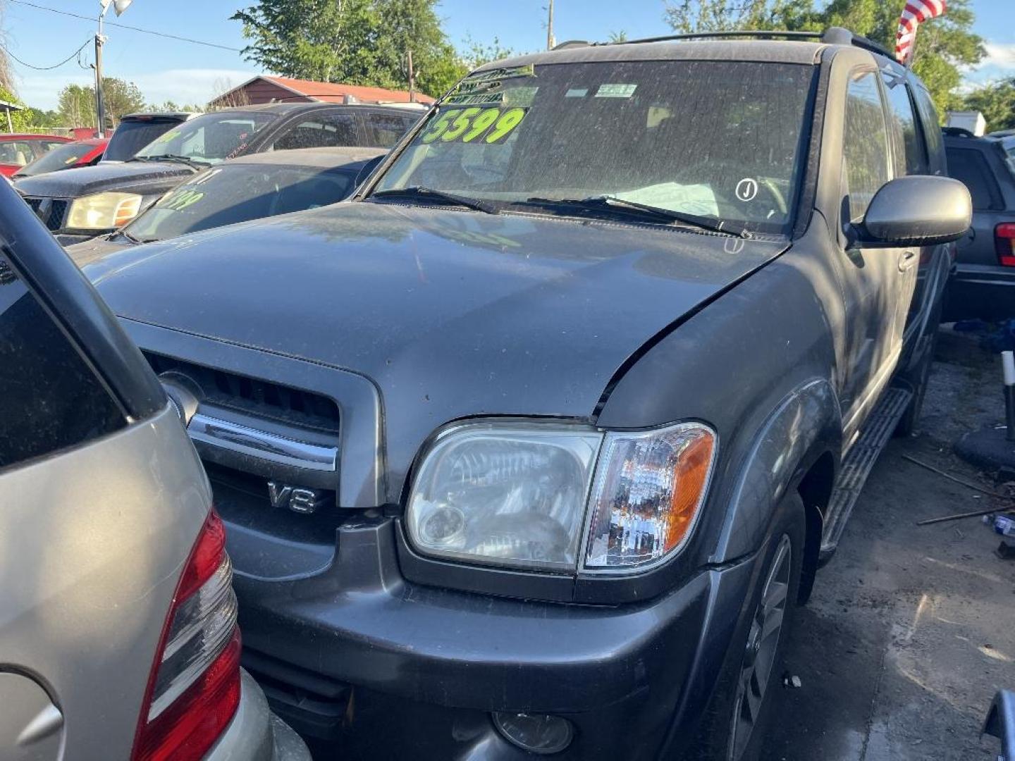 2005 GRAY TOYOTA SEQUOIA SR5 2WD (5TDZT34A25S) with an 4.7L V8 DOHC 32V engine, AUTOMATIC transmission, located at 2303 West Mt. Houston, Houston, 77038, (281) 507-3956, 29.771597, -95.339569 - Photo#0