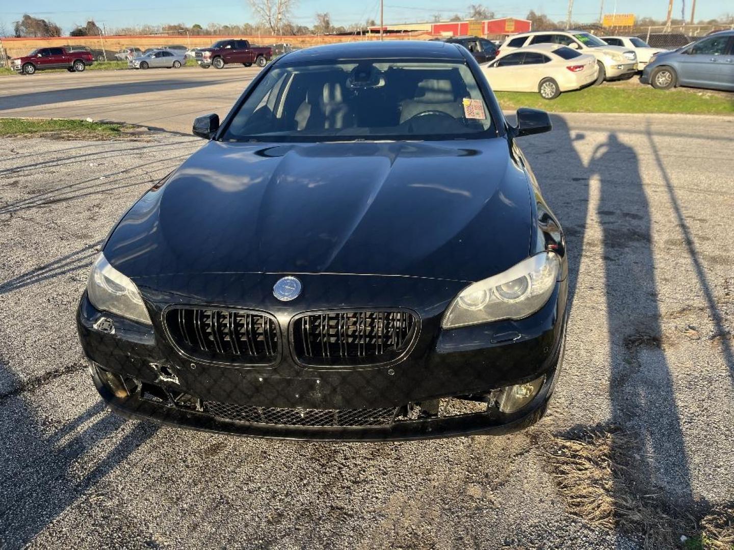 2011 BLACK BMW 5-SERIES 550i (WBAFR9C5XBC) with an 4.8L V8 DOHC 32V engine, AUTOMATIC transmission, located at 2303 West Mt. Houston, Houston, Texas, 77038, (281) 507-3956, 29.771597, -95.339569 - Photo#0