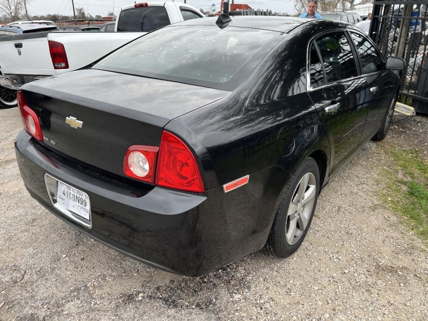 2012 BLUE CHEVROLET MALIBU 1LT (1G1ZC5E0XCF) with an 2.4L L4 DOHC 16V engine, AUTOMATIC transmission, located at 2303 West Mt. Houston, Houston, Texas, 77038, (281) 507-3956, 29.771597, -95.339569 - Photo#3