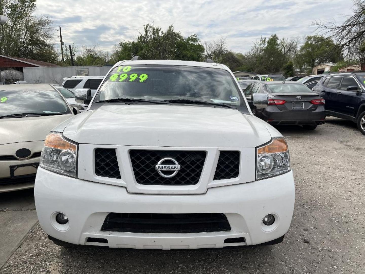 2010 WHITE NISSAN ARMADA SE 2WD (5N1BA0NDXAN) with an 5.6L V8 DOHC 32V FFV engine, AUTOMATIC transmission, located at 2303 West Mt. Houston, Houston, Texas, 77038, (281) 507-3956, 29.771597, -95.339569 - Photo#1