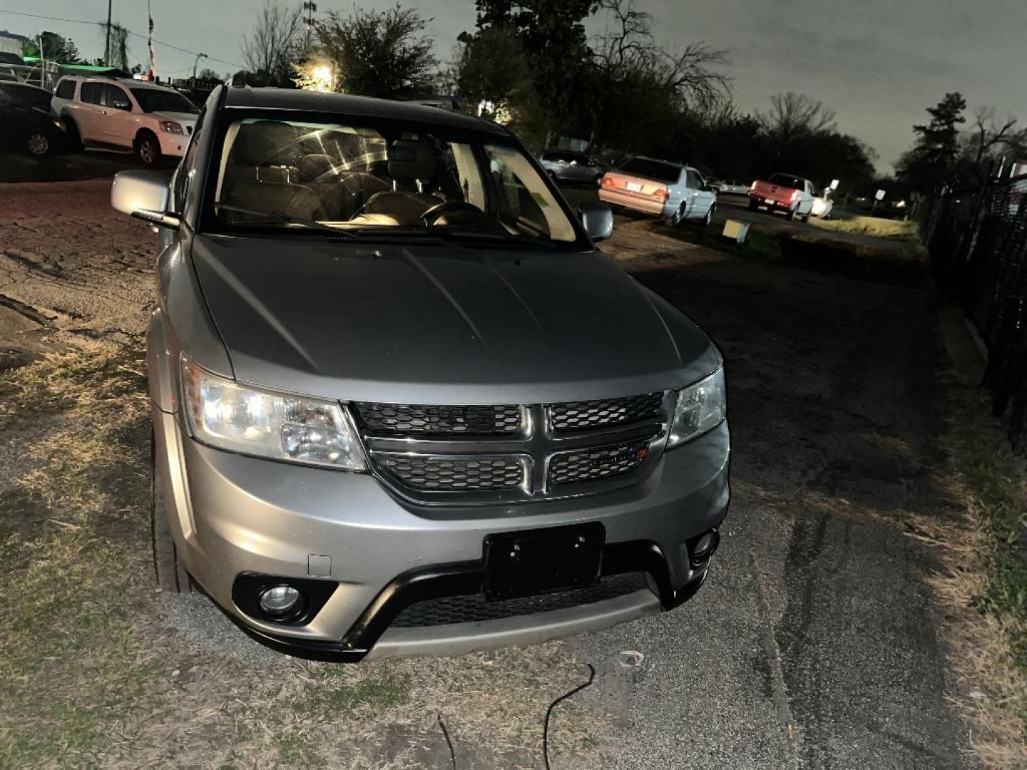 2015 GRAY DODGE JOURNEY SXT (3C4PDCBGXFT) with an 3.6L V6 DOHC 24V engine, AUTOMATIC transmission, located at 2303 West Mt. Houston, Houston, 77038, (281) 507-3956, 29.771597, -95.339569 - Photo#4