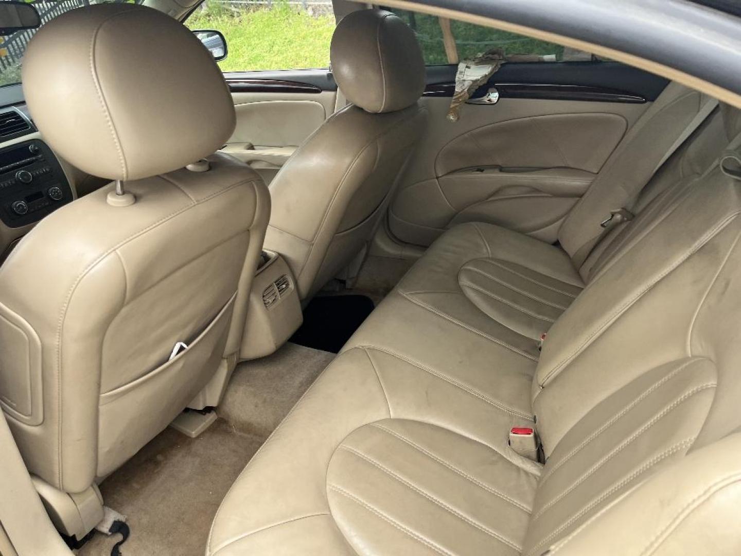 2011 BLACK BUICK LUCERNE CXL (1G4HC5EM6BU) with an 3.9L V6 OHV 12V engine, AUTOMATIC transmission, located at 2303 West Mt. Houston, Houston, Texas, 77038, (281) 507-3956, 29.771597, -95.339569 - Photo#4