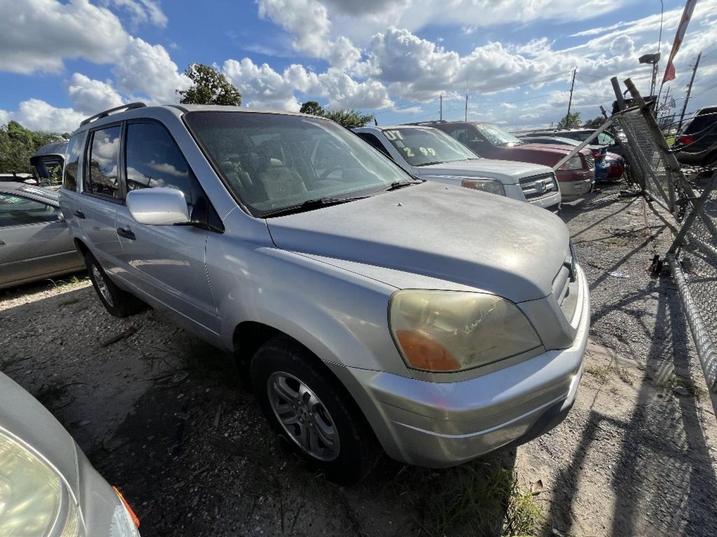 2003 GRAY HONDA PILOT EX w/ Leather and DVD (2HKYF18693H) with an 3.5L V6 SOHC 24V engine, AUTOMATIC transmission, located at 2303 West Mt. Houston, Houston, Texas, 77038, (281) 507-3956, 29.771597, -95.339569 - Photo#5