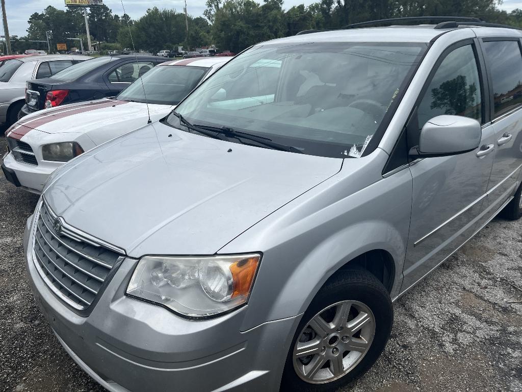 photo of 2009 CHRYSLER TOWN  and  COUNTRY SPORTS VAN