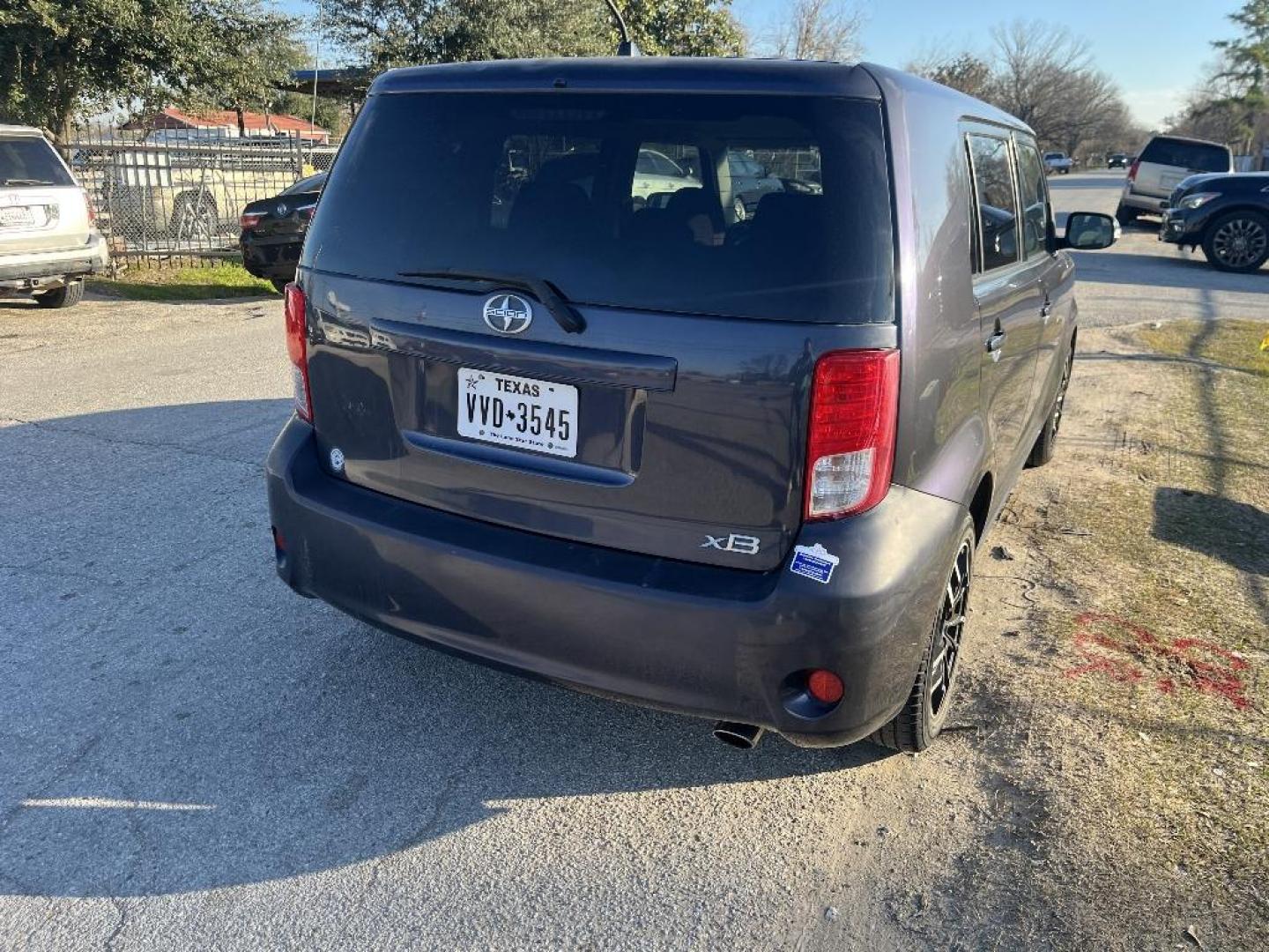 2011 BLUE SCION XB 5-Door Wagon 5-Spd MT (JTLZE4FE7B1) with an 2.4L L4 DOHC 16V engine, AUTOMATIC transmission, located at 2303 West Mt. Houston, Houston, 77038, (281) 507-3956, 29.771597, -95.339569 - Photo#4