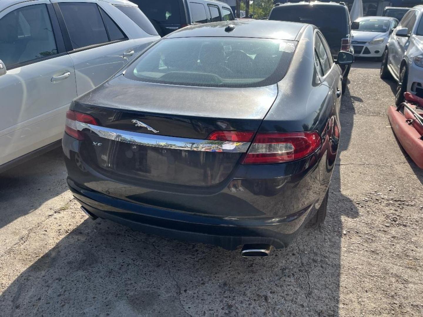 2010 BLACK JAGUAR XF-SERIES Luxury (SAJWA0FAXAH) with an 5.0L V8 DOHC 32V engine, AUTOMATIC transmission, located at 2303 West Mt. Houston, Houston, Texas, 77038, (281) 507-3956, 29.771597, -95.339569 - Photo#2