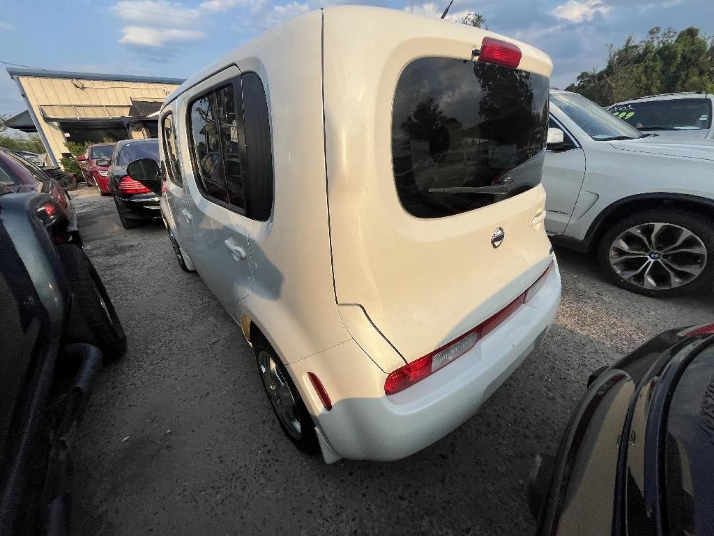 2013 WHITE NISSAN CUBE 1.8 S CVT (JN8AZ2KR5DT) with an 1.8L L4 DOHC 16V engine, CVT transmission, located at 2303 West Mt. Houston, Houston, Texas, 77038, (281) 507-3956, 29.771597, -95.339569 - Photo#1