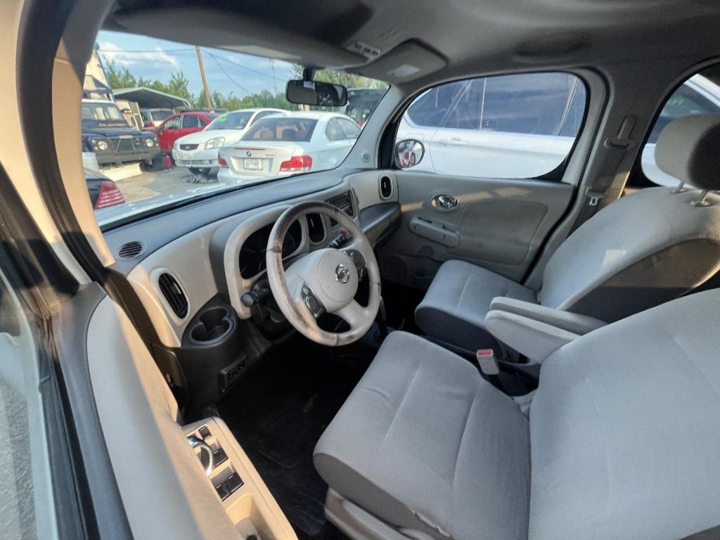 2013 WHITE NISSAN CUBE 1.8 S CVT (JN8AZ2KR5DT) with an 1.8L L4 DOHC 16V engine, CVT transmission, located at 2303 West Mt. Houston, Houston, Texas, 77038, (281) 507-3956, 29.771597, -95.339569 - Photo#2