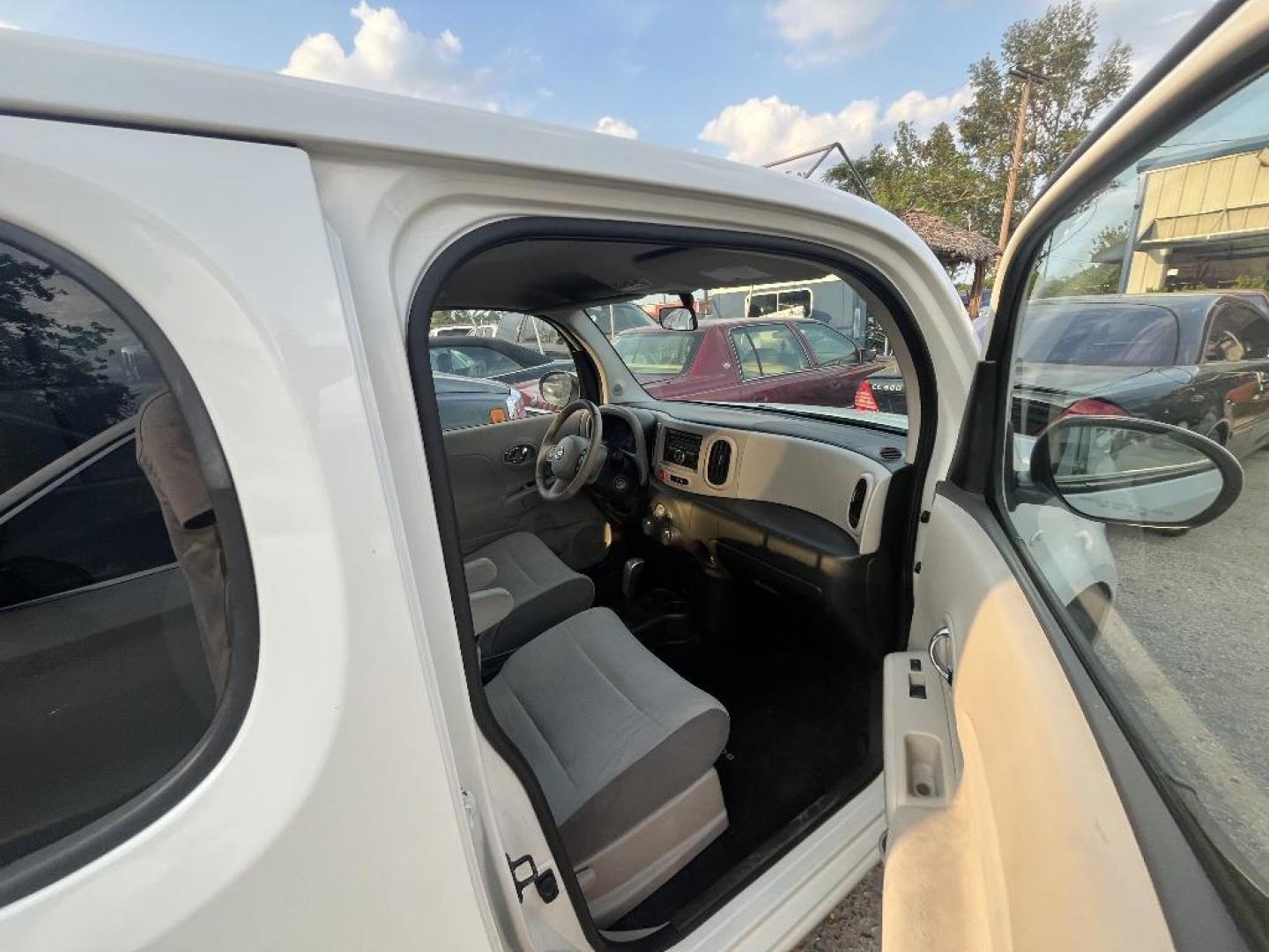 2013 WHITE NISSAN CUBE 1.8 S CVT (JN8AZ2KR5DT) with an 1.8L L4 DOHC 16V engine, CVT transmission, located at 2303 West Mt. Houston, Houston, Texas, 77038, (281) 507-3956, 29.771597, -95.339569 - Photo#3