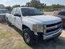 2008 WHITE CHEVROLET SILVERADO 2500HD LT1 Ext. Cab Std. Box 2WD (1GCHC29K78E) with an 6.0L V8 OHV 16V engine, AUTOMATIC transmission, located at 2303 West Mt. Houston, Houston, Texas, 77038, (281) 507-3956, 29.771597, -95.339569 - Photo#0