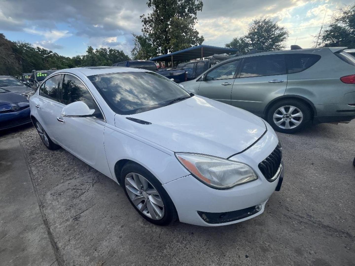 2014 WHITE BUICK REGAL Premium 1 (2G4GN5EX6E9) with an 2.0L L4 DOHC 16V TURBO engine, AUTOMATIC transmission, located at 2303 West Mt. Houston, Houston, Texas, 77038, (281) 507-3956, 29.771597, -95.339569 - Photo#5