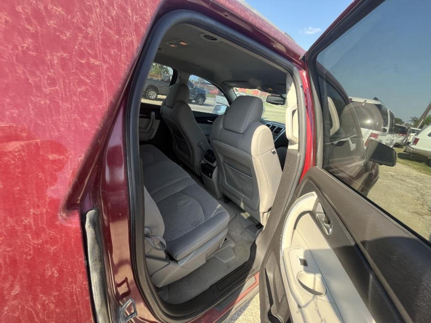 2010 MAROON GMC ACADIA SLE FWD (1GKLRLED3AJ) with an 3.6L V6 DOHC 24V engine, AUTOMATIC transmission, located at 2303 West Mt. Houston, Houston, Texas, 77038, (281) 507-3956, 29.771597, -95.339569 - Photo#4