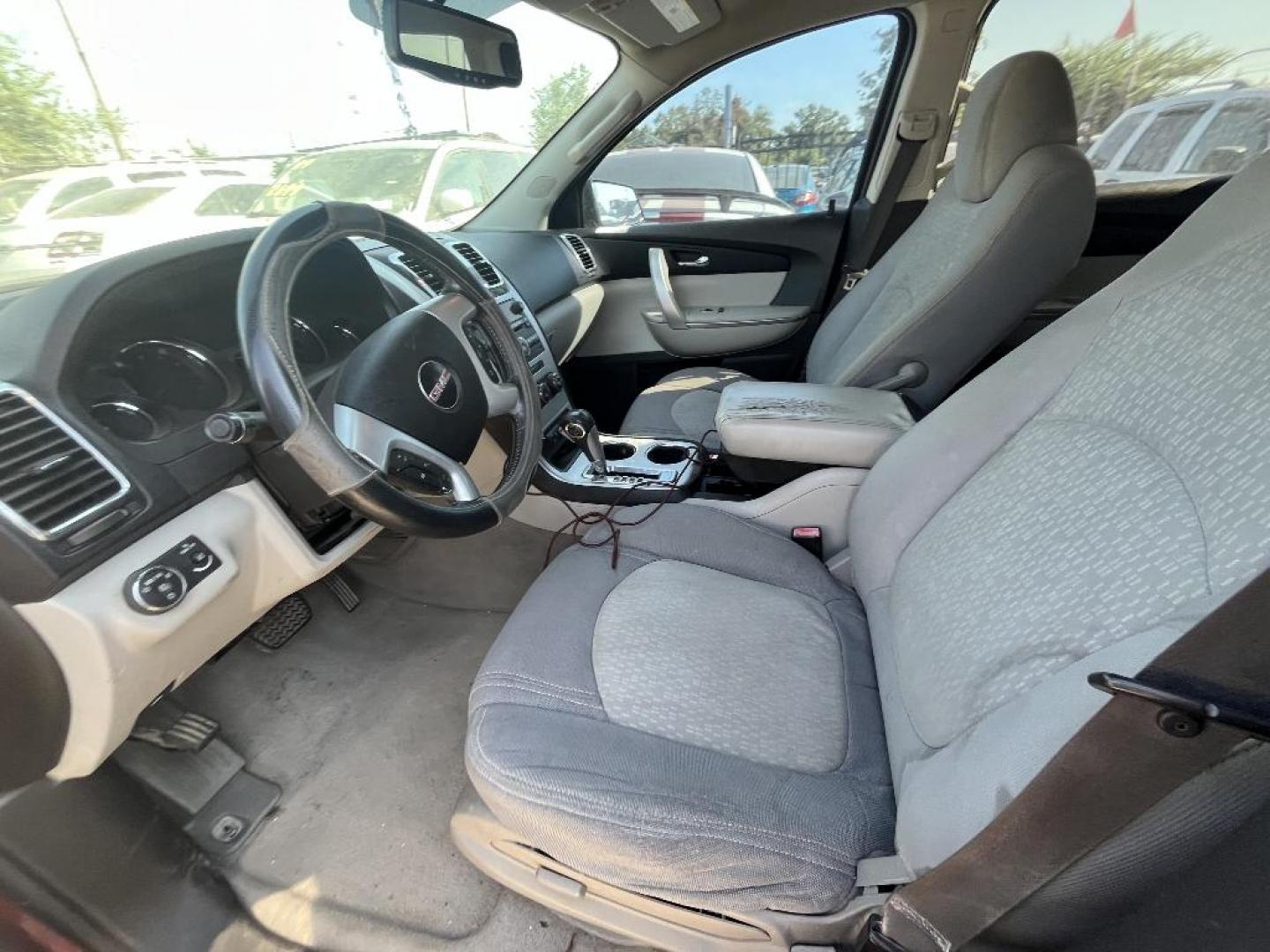 2010 MAROON GMC ACADIA SLE FWD (1GKLRLED3AJ) with an 3.6L V6 DOHC 24V engine, AUTOMATIC transmission, located at 2303 West Mt. Houston, Houston, Texas, 77038, (281) 507-3956, 29.771597, -95.339569 - Photo#8