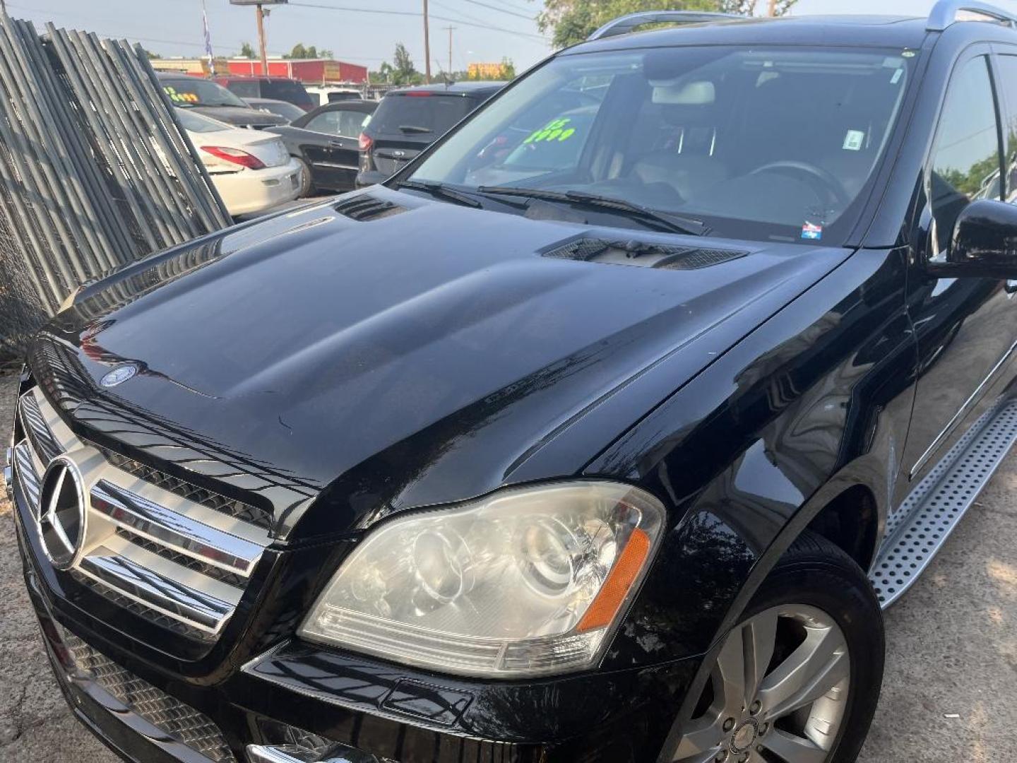 2011 BLACK MERCEDES-BENZ GL-CLASS GL450 4MATIC (4JGBF7BE7BA) with an 4.7L V8 DOHC 32V engine, AUTOMATIC transmission, located at 2303 West Mt. Houston, Houston, Texas, 77038, (281) 507-3956, 29.771597, -95.339569 - Photo#0