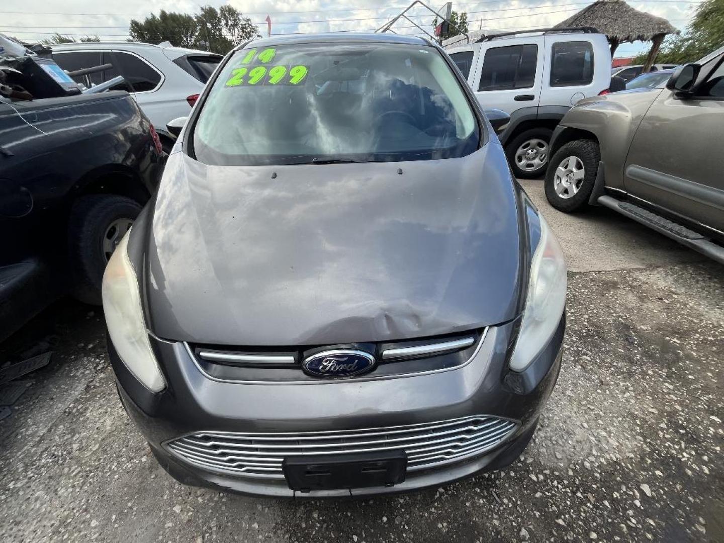 2014 GRAY FORD C-MAX HYBRID SE (1FADP5AU7EL) with an 2.0L L4 DOHC 16V HYBRID engine, AUTOMATIC transmission, located at 2303 West Mt. Houston, Houston, Texas, 77038, (281) 507-3956, 29.771597, -95.339569 - Photo#0