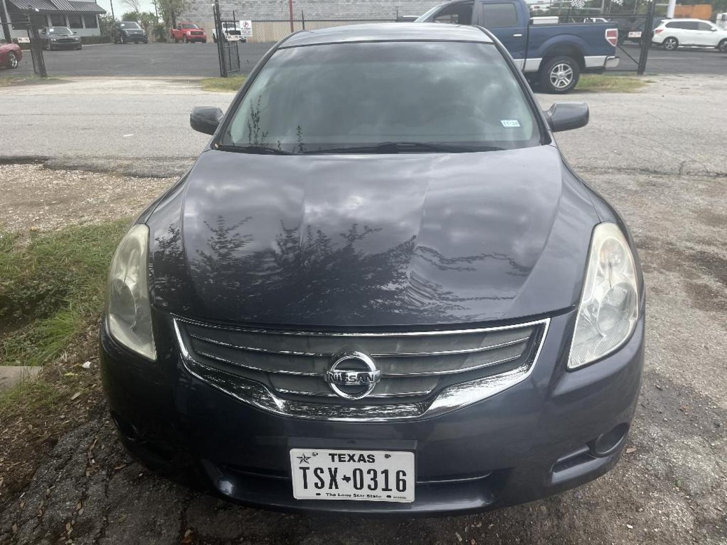 2012 BLUE NISSAN ALTIMA 2.5 S (1N4AL2AP3CN) with an 2.5L L4 DOHC 16V engine, AUTOMATIC transmission, located at 2303 West Mt. Houston, Houston, Texas, 77038, (281) 507-3956, 29.771597, -95.339569 - Photo#0