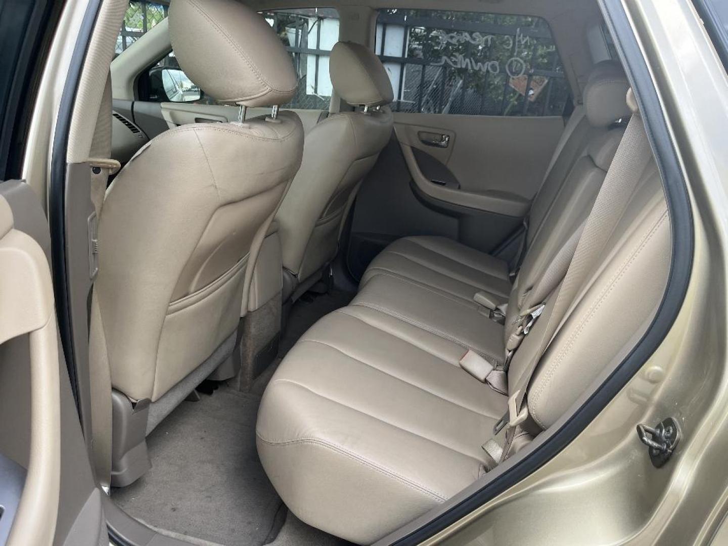 2006 BROWN NISSAN MURANO S 2WD (JN8AZ08TX6W) with an 3.5L V6 DOHC 24V engine, AUTOMATIC transmission, located at 2303 West Mt. Houston, Houston, Texas, 77038, (281) 507-3956, 29.771597, -95.339569 - Photo#5