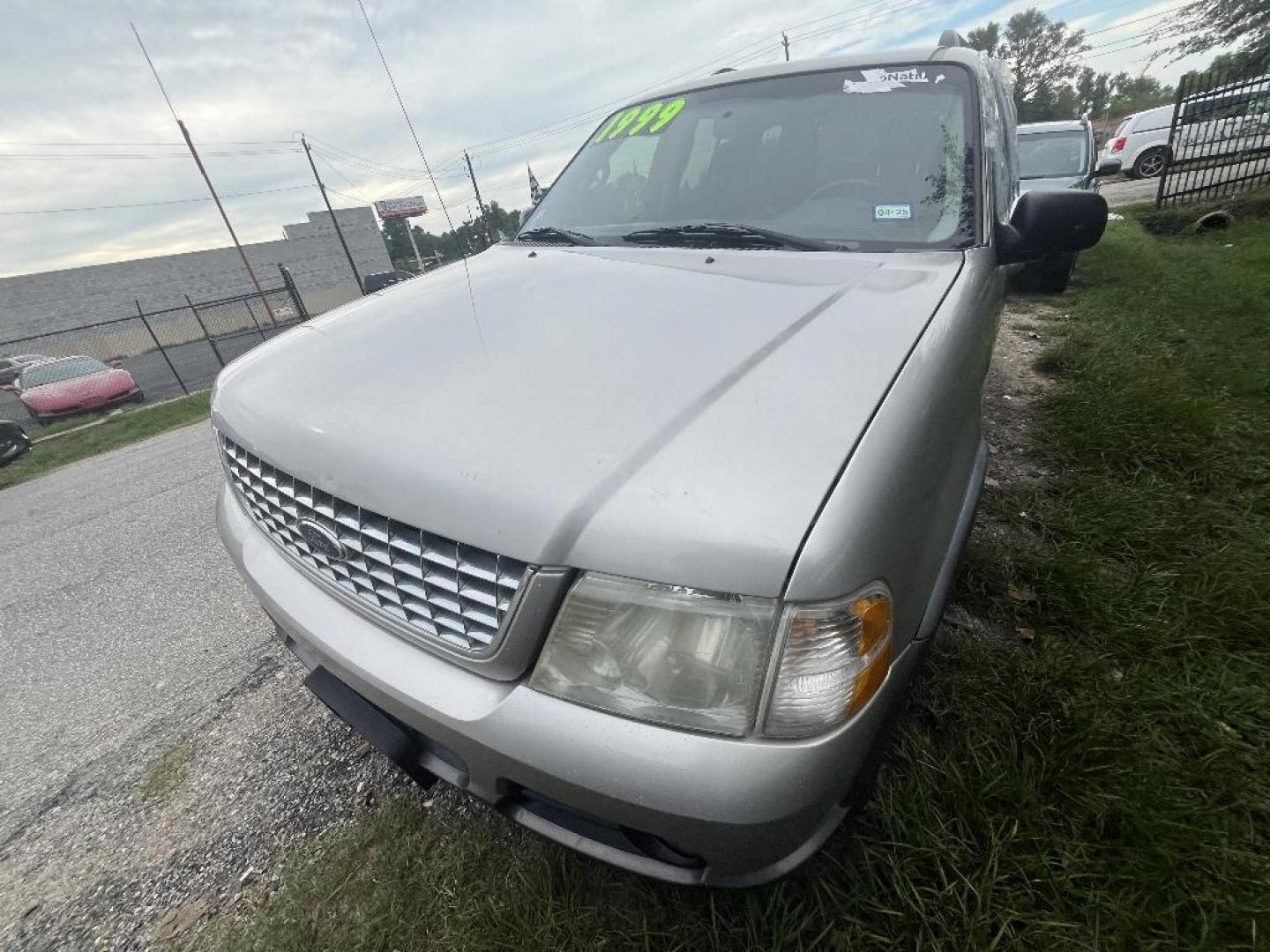 2005 BROWN FORD EXPLORER XLT 4.0L 4WD (1FMDU73K25Z) with an 4.0L V6 SOHC 12V FFV engine, AUTOMATIC transmission, located at 2303 West Mt. Houston, Houston, Texas, 77038, (281) 507-3956, 29.771597, -95.339569 - Photo#1