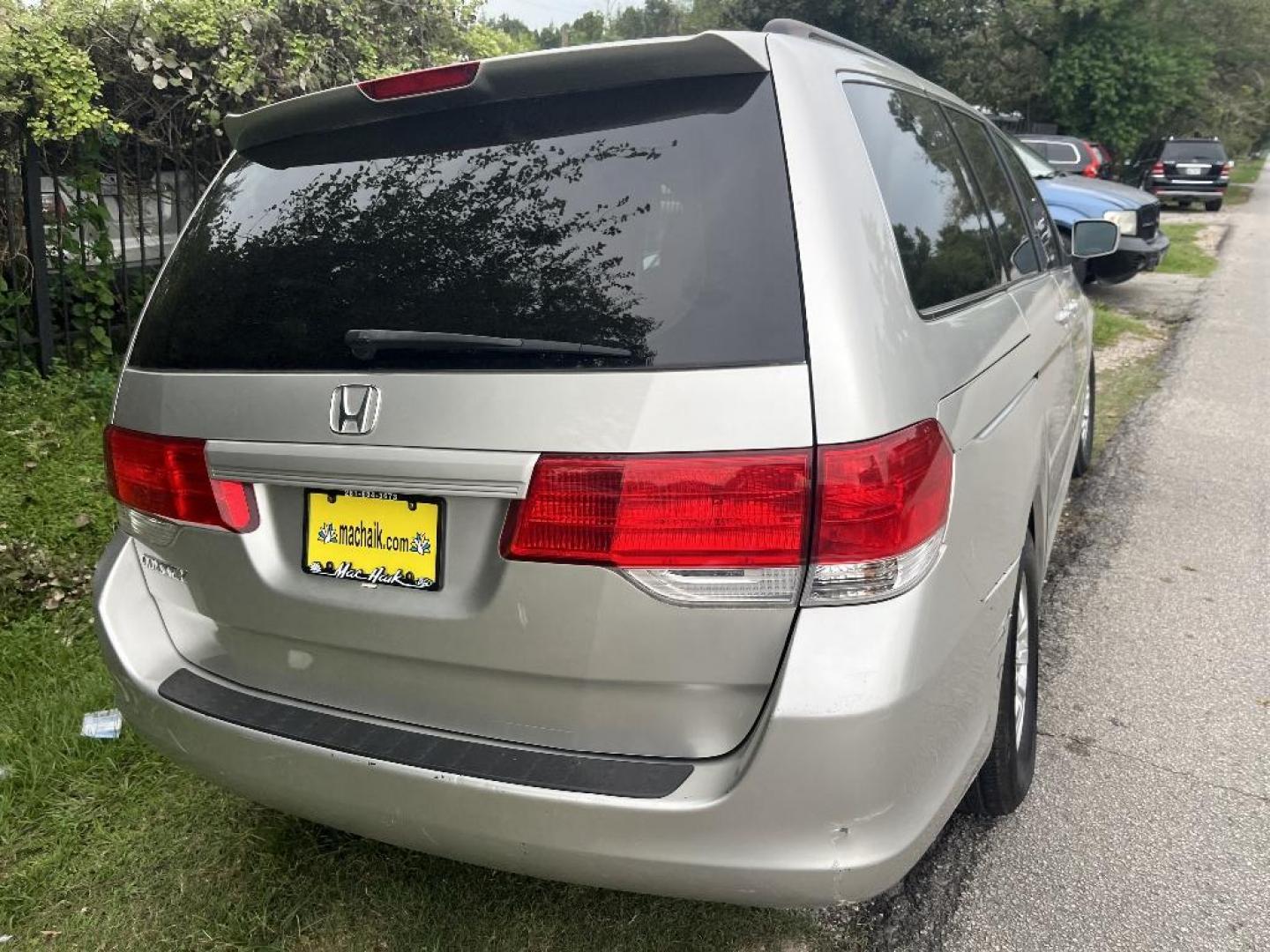 2008 BROWN HONDA ODYSSEY EX (5FNRL38498B) with an 3.5L V6 SOHC 24V engine, AUTOMATIC transmission, located at 2303 West Mt. Houston, Houston, Texas, 77038, (281) 507-3956, 29.771597, -95.339569 - Photo#7