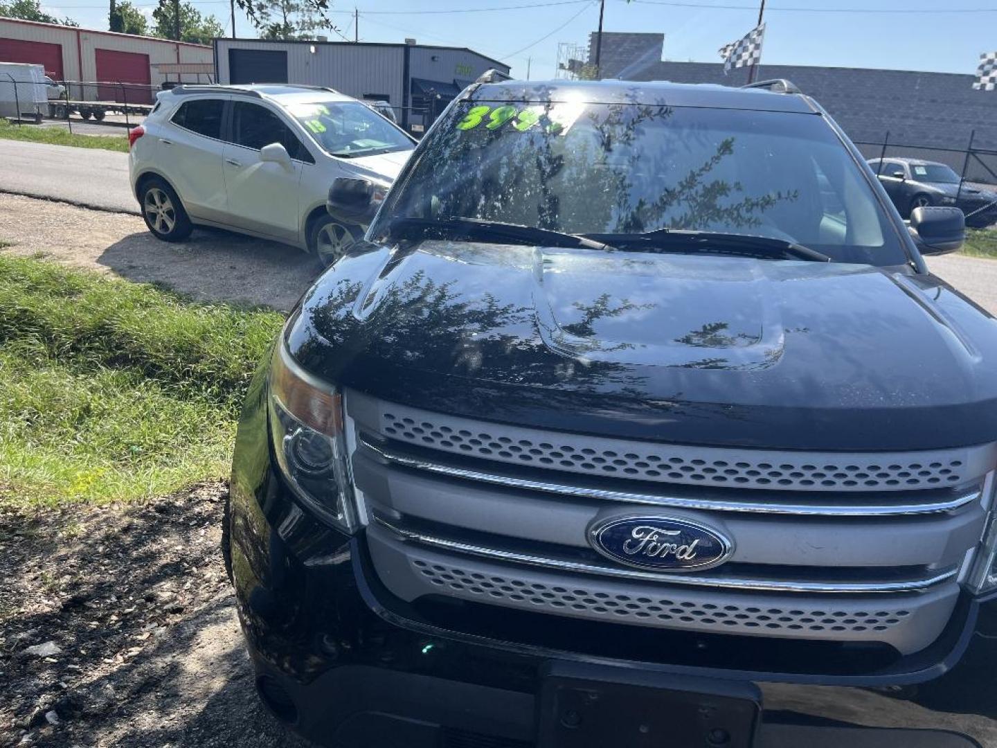 2012 BLACK FORD EXPLORER Base FWD (1FMHK7B97CG) with an 2.0L L4 DOHC 16V TURBO engine, AUTOMATIC transmission, located at 2303 West Mt. Houston, Houston, Texas, 77038, (281) 507-3956, 29.771597, -95.339569 - Photo#3