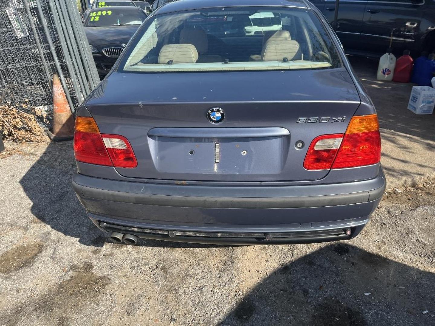 2001 SILVER BMW 3-SERIES 330i (WBAAV53481J) with an 3.0L L6 DOHC 24V engine, AUTOMATIC transmission, located at 2303 West Mt. Houston, Houston, Texas, 77038, (281) 507-3956, 29.771597, -95.339569 - Photo#1