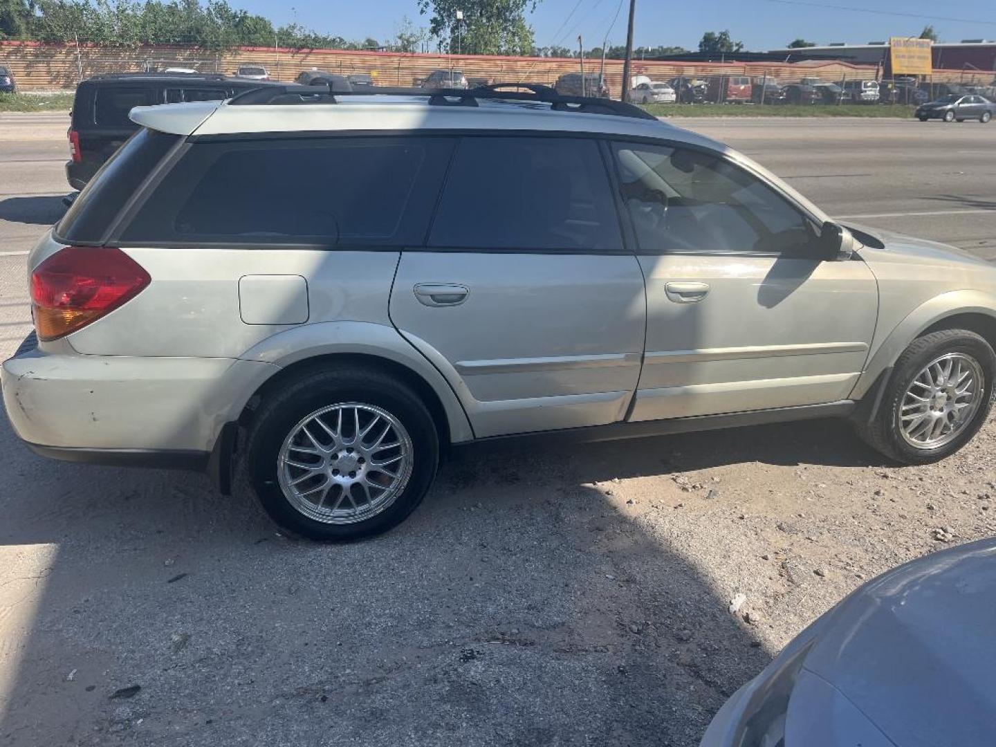 2007 BROWN SUBARU OUTBACK 3.0R L.L.Bean Edition Wagon (4S4BP86C374) with an 3.0L H6 DOHC 24V engine, AUTOMATIC transmission, located at 2303 West Mt. Houston, Houston, Texas, 77038, (281) 507-3956, 29.771597, -95.339569 - Photo#1