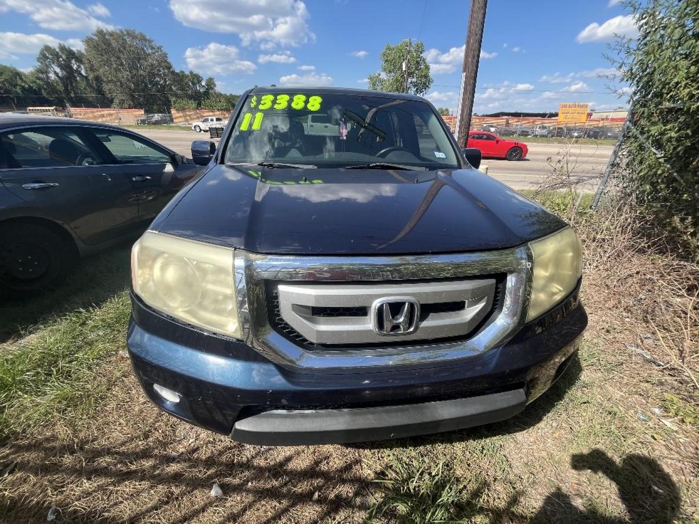 2011 BLUE HONDA PILOT EX-L 2WD 5-Spd AT (5FNYF3H56BB) with an 3.5L V6 SOHC 24V engine, AUTOMATIC transmission, located at 2303 West Mt. Houston, Houston, Texas, 77038, (281) 507-3956, 29.771597, -95.339569 - Photo#1