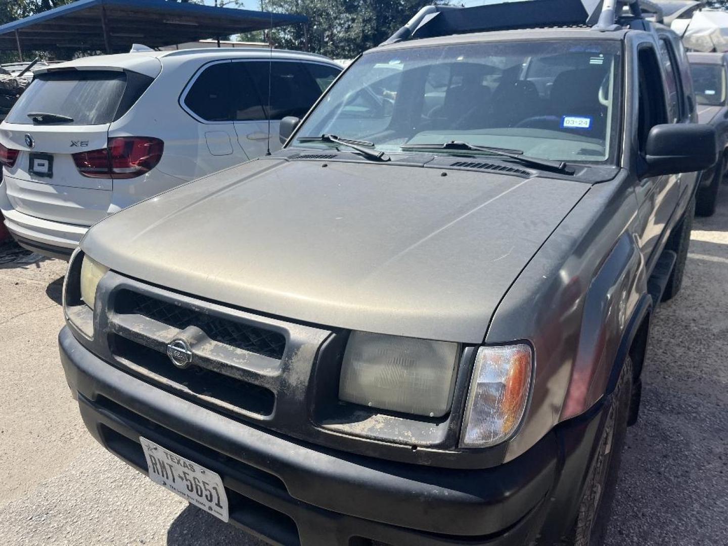 2001 BROWN NISSAN XTERRA XE 2WD (5N1ED28T61C) with an 3.3L V6 SOHC 12V engine, AUTOMATIC transmission, located at 2303 West Mt. Houston, Houston, Texas, 77038, (281) 507-3956, 29.771597, -95.339569 - Photo#4