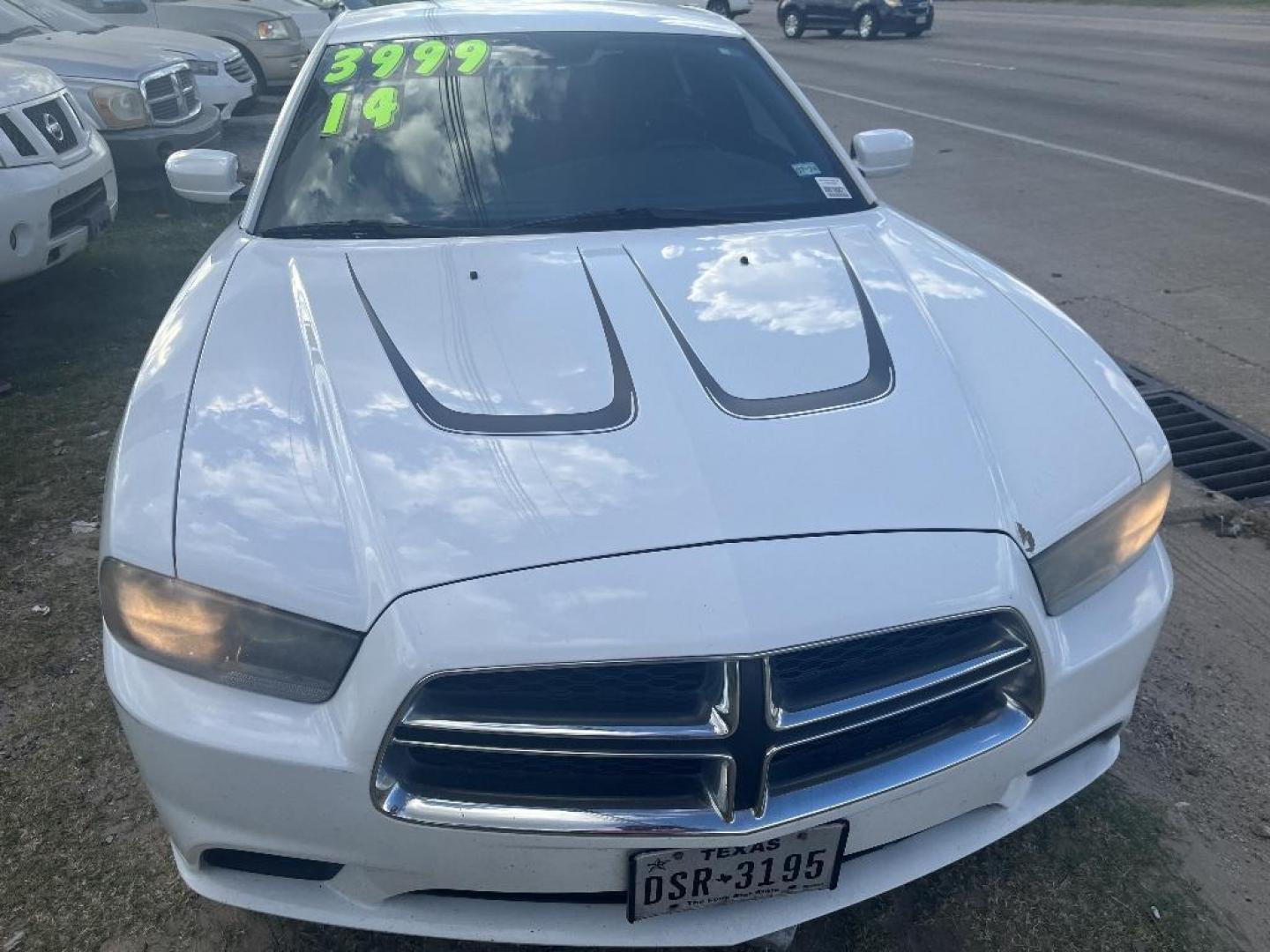 2014 WHITE DODGE CHARGER SE (2C3CDXBGXEH) with an 3.6L V6 DOHC 24V engine, AUTOMATIC transmission, located at 2303 West Mt. Houston, Houston, Texas, 77038, (281) 507-3956, 29.771597, -95.339569 - Photo#0