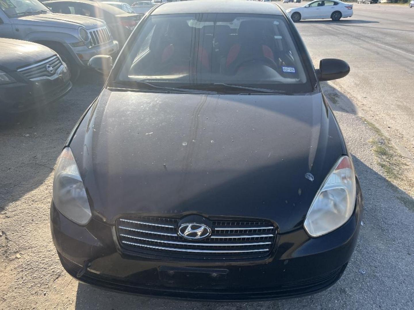 2008 BLACK HYUNDAI ACCENT GS 3-Door (KMHCM36C78U) with an 1.6L L4 DOHC 16V engine, AUTOMATIC transmission, located at 2303 West Mt. Houston, Houston, Texas, 77038, (281) 507-3956, 29.771597, -95.339569 - Photo#4