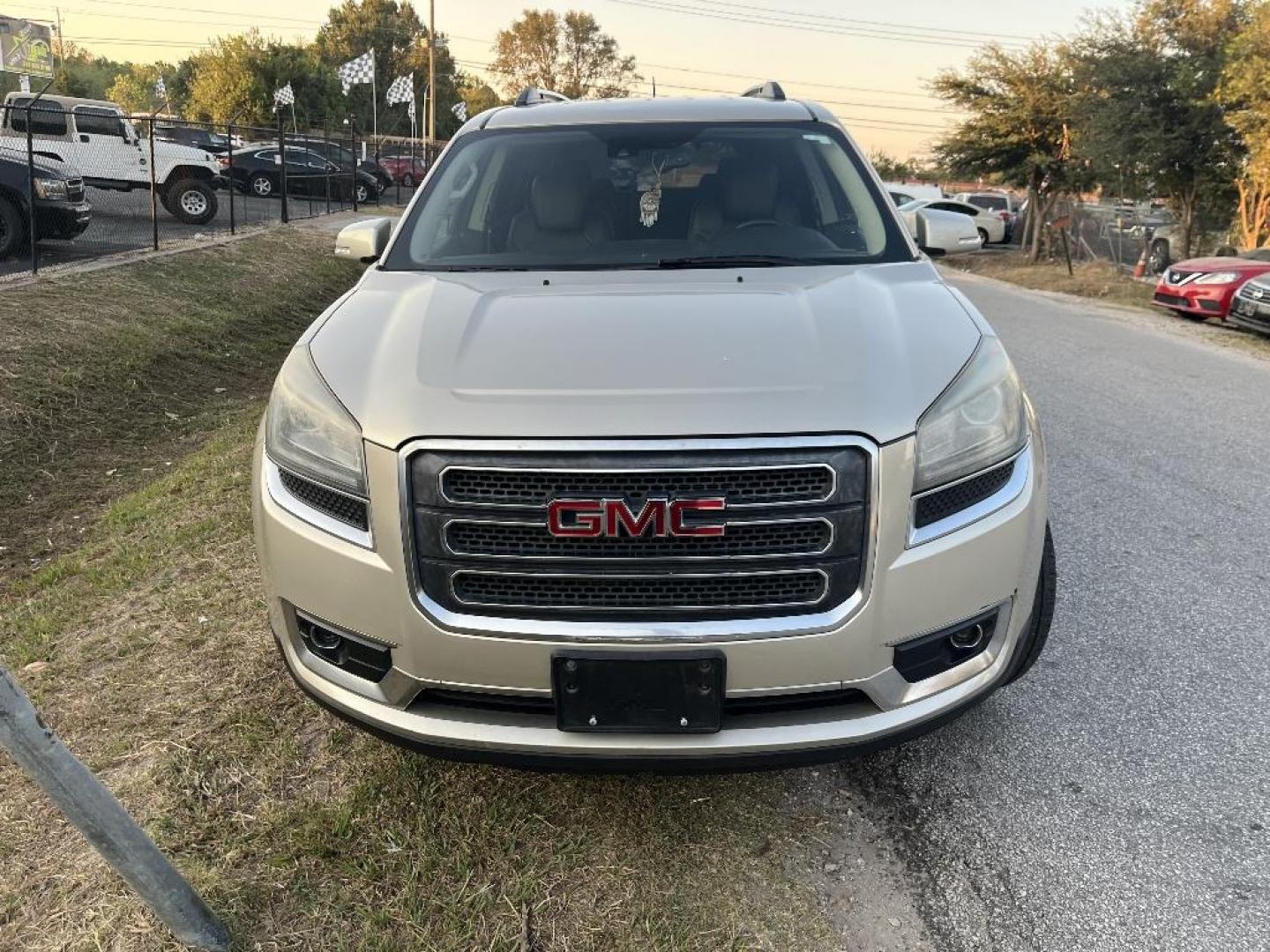 2015 BROWN GMC ACADIA SLT-2 FWD (1GKKRSKD3FJ) with an 3.6L V6 DOHC 24V engine, AUTOMATIC transmission, located at 2303 West Mt. Houston, Houston, Texas, 77038, (281) 507-3956, 29.771597, -95.339569 - Photo#6