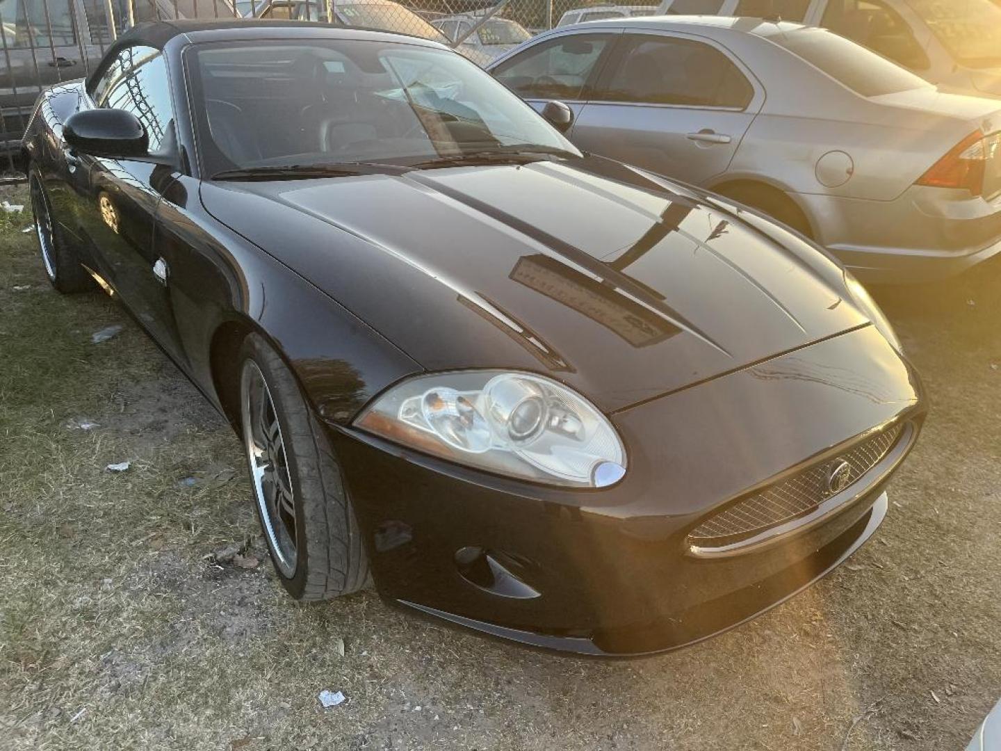 2008 BLACK JAGUAR XK-SERIES XK Convertible (SAJWA44B385) with an 4.2L V8 DOHC 32V engine, AUTOMATIC transmission, located at 2303 West Mt. Houston, Houston, Texas, 77038, (281) 507-3956, 29.771597, -95.339569 - Photo#3