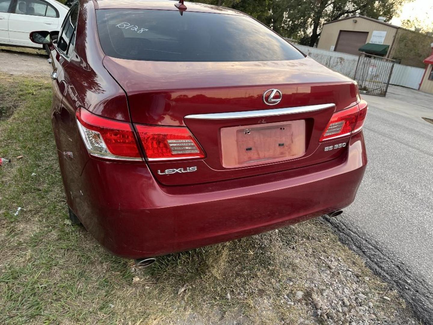 2010 RED LEXUS ES 350 Sedan (JTHBK1EG3A2) with an 3.5L V6 DOHC 24V engine, AUTOMATIC transmission, located at 2303 West Mt. Houston, Houston, 77038, (281) 507-3956, 29.771597, -95.339569 - Photo#1