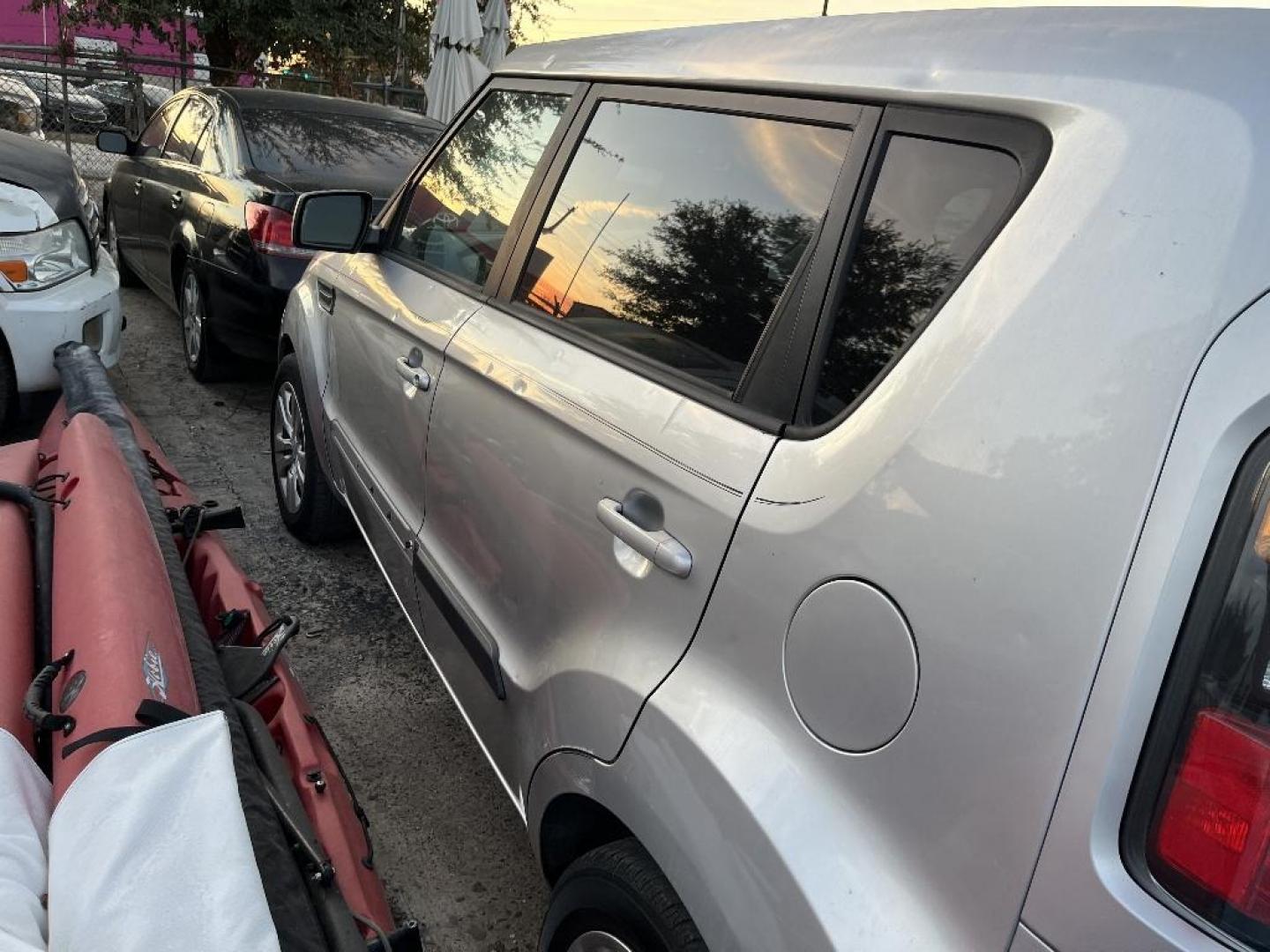 2011 BLUE KIA SOUL + (KNDJT2A21B7) with an 2.0L L4 DOHC 16V engine, AUTOMATIC transmission, located at 2303 West Mt. Houston, Houston, 77038, (281) 507-3956, 29.771597, -95.339569 - Photo#3