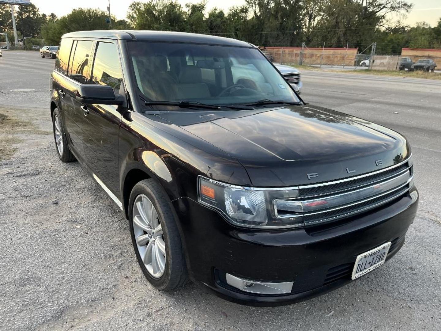 2014 BROWN FORD FLEX SEL FWD (2FMGK5C86EB) with an 3.5L V6 DOHC 24V engine, AUTOMATIC transmission, located at 2303 West Mt. Houston, Houston, 77038, (281) 507-3956, 29.771597, -95.339569 - Photo#2