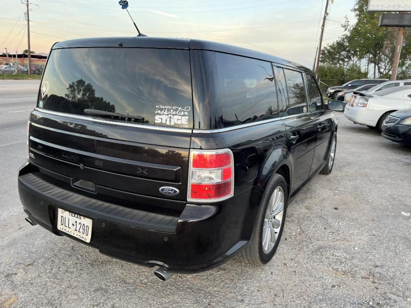 2014 BROWN FORD FLEX SEL FWD (2FMGK5C86EB) with an 3.5L V6 DOHC 24V engine, AUTOMATIC transmission, located at 2303 West Mt. Houston, Houston, 77038, (281) 507-3956, 29.771597, -95.339569 - Photo#6