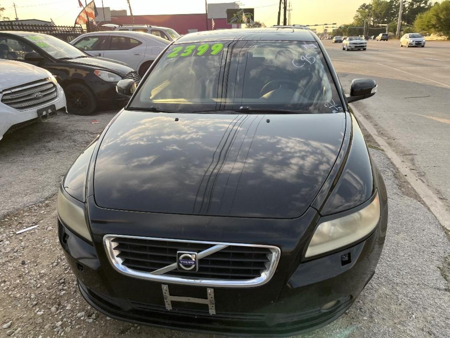 2008 BLACK VOLVO S40 2.4i (YV1MS390982) with an 2.4L L5 DOHC 20V engine, AUTOMATIC transmission, located at 2303 West Mt. Houston, Houston, 77038, (281) 507-3956, 29.771597, -95.339569 - Photo#0