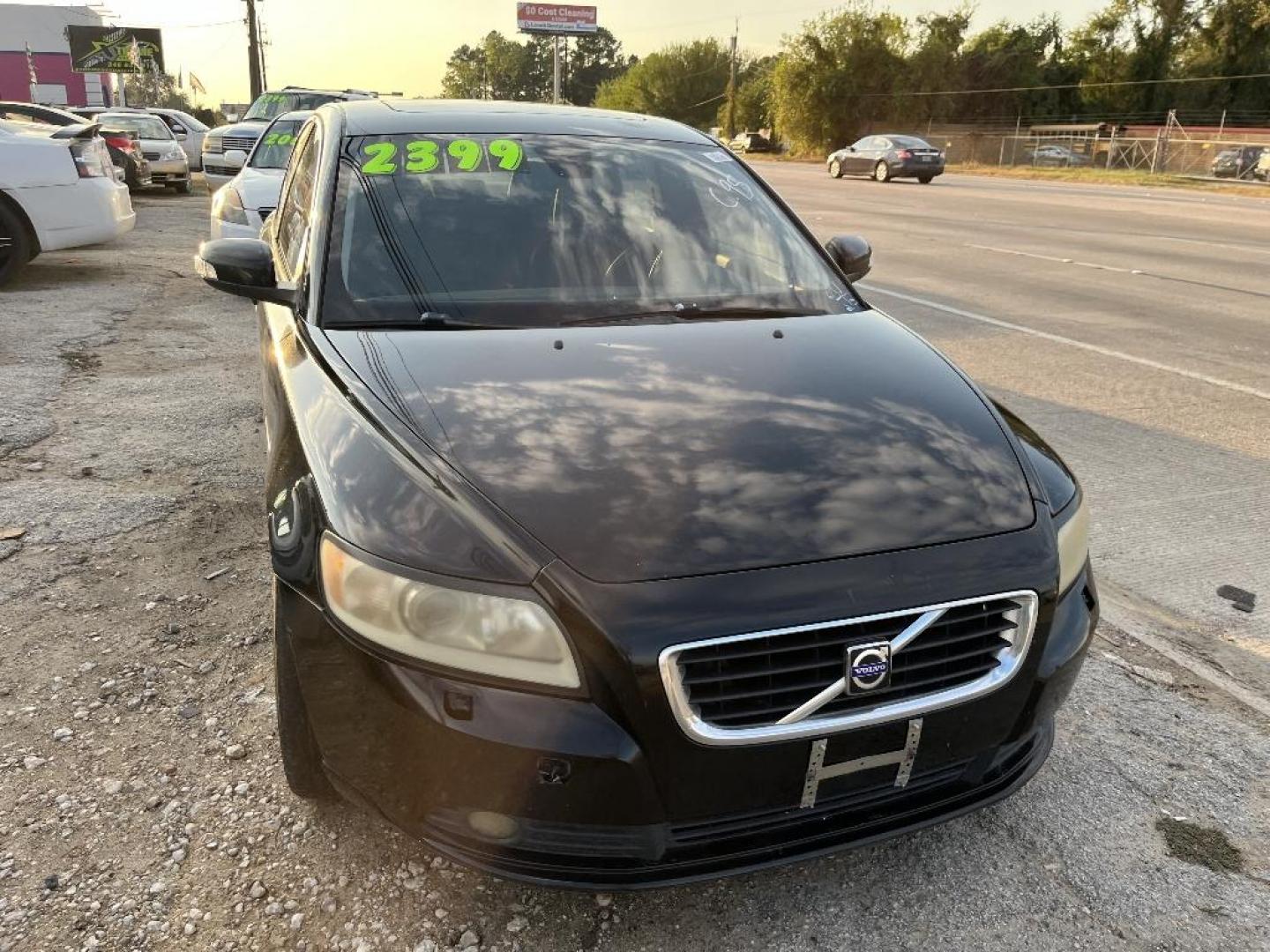 2008 BLACK VOLVO S40 2.4i (YV1MS390982) with an 2.4L L5 DOHC 20V engine, AUTOMATIC transmission, located at 2303 West Mt. Houston, Houston, 77038, (281) 507-3956, 29.771597, -95.339569 - Photo#1