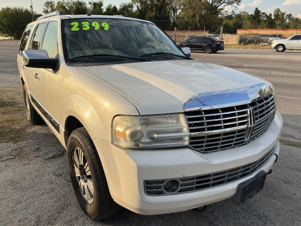 photo of 2008 LINCOLN NAVIGATOR 2WD