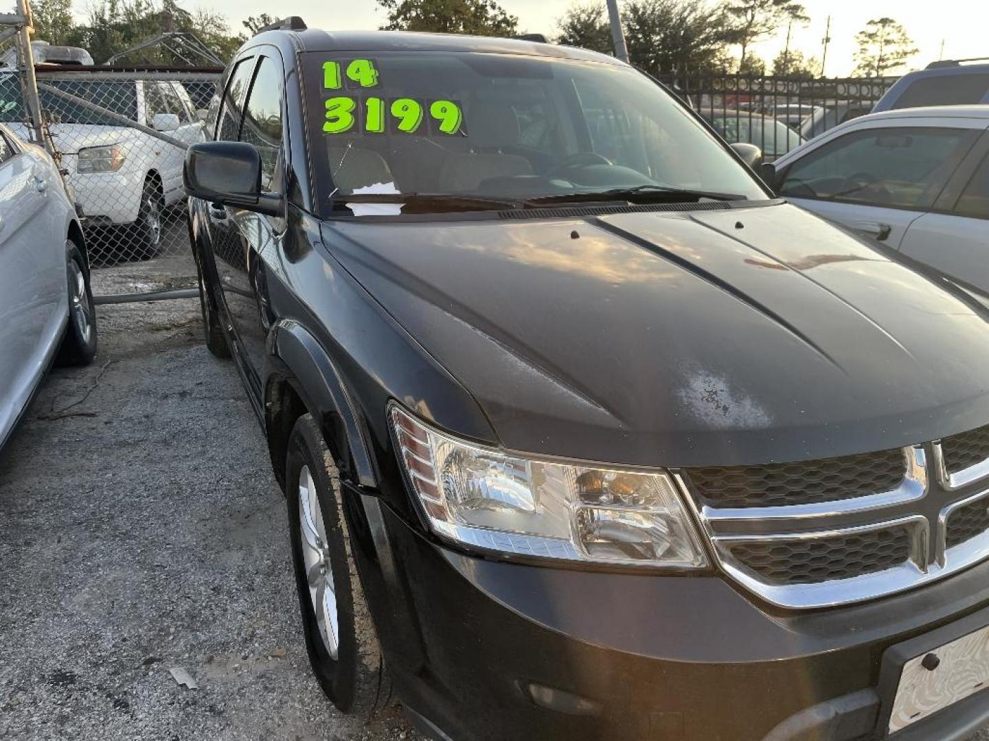 2014 GREEN DODGE JOURNEY SXT (3C4PDCBG5ET) with an 3.6L V6 DOHC 24V engine, AUTOMATIC transmission, located at 2303 West Mt. Houston, Houston, 77038, (281) 507-3956, 29.771597, -95.339569 - Photo#3