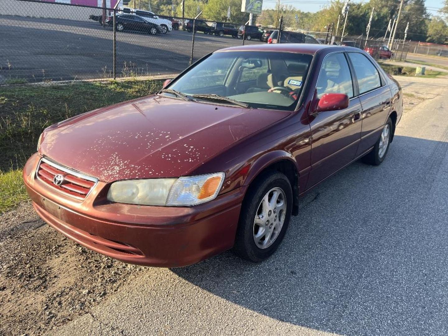 2001 RED TOYOTA CAMRY LE V6 (4T1BF22K71U) with an 3.0L V6 DOHC 24V engine, AUTOMATIC transmission, located at 2303 West Mt. Houston, Houston, 77038, (281) 507-3956, 29.771597, -95.339569 - Photo#0