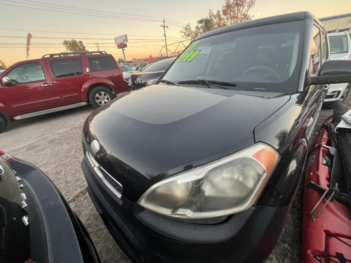 2013 BLACK KIA SOUL Base (KNDJT2A52D7) with an 1.6L L4 DOHC 16V engine, MANUAL transmission, located at 2303 West Mt. Houston, Houston, 77038, (281) 507-3956, 29.771597, -95.339569 - Photo#1