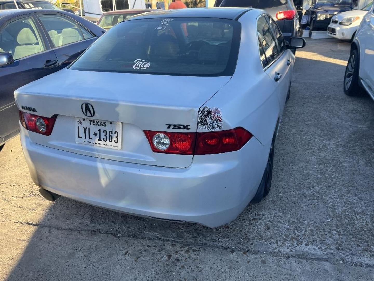 2004 GRAY ACURA TSX 5-Speed AT (JH4CL96864C) with an 2.4L L4 DOHC 16V engine, AUTOMATIC transmission, located at 2303 West Mt. Houston, Houston, 77038, (281) 507-3956, 29.771597, -95.339569 - Photo#4